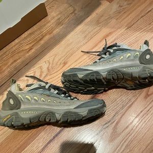 Merrell continuum hiking shoes